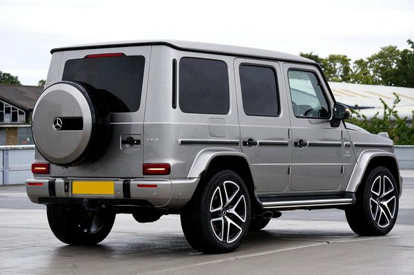 Quelles sont les étapes pour installer un système de régulation thermique dans une voiture hybride?